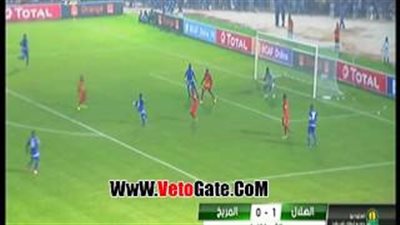 بالفيديو.. الهلال يتقدم بهدف أمام المريخ بالشوط الأول