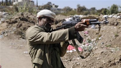 مقتل نحو 120 شخصا في اليمن خلال اشتباكات بين الجيش والحوثيين