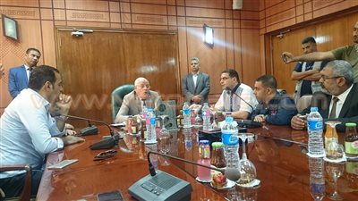 بالصور.. محافظ بورسعيد: هناك محاولات لترويج أزمة الإسكان سياسيا