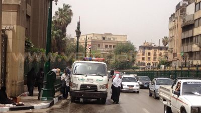 بالصور.. حملة نظافة موسعة بمحيط الجامع الأزهر