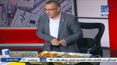 بالفيديو.. القرموطي يظهر بـ«حلة محشي» تعليقا على تصريحات وزير التموين