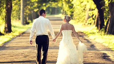 «الزواج علينا حق».. شريك الحياة يحد من خطر الإصابة بالسكر ويحمي من الاكتئاب والسرطان.. تعدد الزوجات يطيل العمر ويحقق النجاح المالي والمهني.. والراغب في الحماية من ألزهايمر يتزوج امرأة ذكية