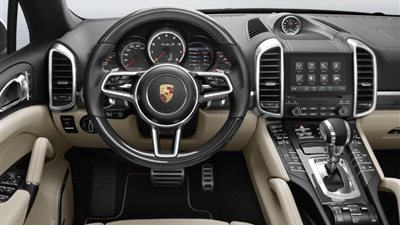 615 ألف جنيه جمارك السيارة بورش كيان الواردة من الكويت