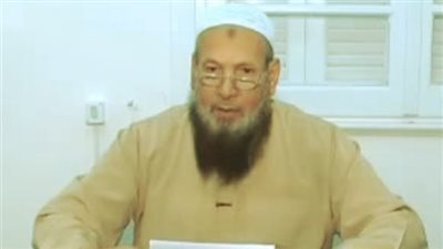 أحد مؤسسي الدعوة السلفية مهاجما الإعلام والفنون: ينشر الرذيلة والانحلال والإدمان.. «حرية الفكر والإبداع» شعارات جوفاء.. الصهيونية تجند الفضائيات.. والفن الهابط يستغل عجز الشباب عن الزواج