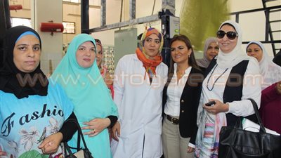 وزيرا التعاون والتجارة يفتتحان تطوير قسم الغزل والنسيج بالقليوبية