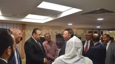 بالصور.. محافظ الفيوم يفتتح المقر الجديد للبنك الأهلي
