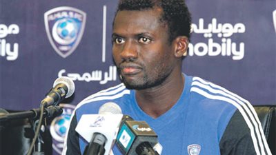 الهلال السعودى يعير مدافعه السنغالى 