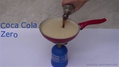 بالفيديو والصور.. الفرق الحقيقي بين الكوكاكولا العادية والزيرو