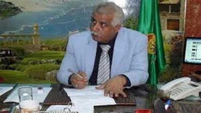 أولياء أمور طلاب «العزب للغات» بالفيوم يطالبون بدورات مياه آدمية