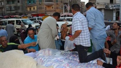 «نيويورك تايمز» تحذر من انفجار شعبي بمصر بسبب أزمة السكر