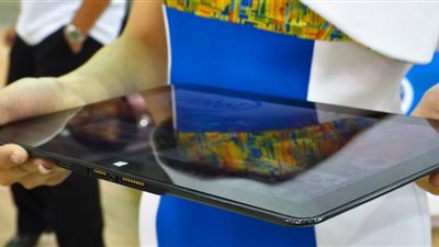 بالفيديو.. مايكروسوفت تكشف عن أنحف جهاز لوحي بمعالج Broad well