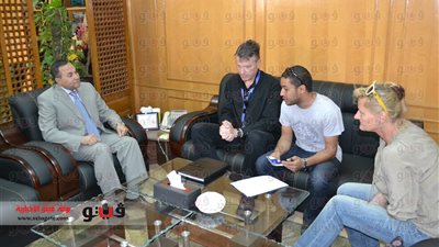 وفد الاتحاد الأوربي يشكر «القصاص» عقب مراقبتهم لسير العملية الانتخابية