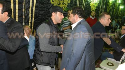 بالصور.. أحمد السقا يقدم واجب العزاء في «حما» أشرف عبد الباقي