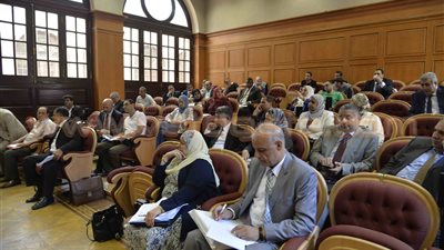 وزير الكهرباء يحدد أسباب زيادة الأسعار.. ارتفاع سعر صرف الدولار.. تكلفة صيانة المحطات.. زيادة أسعار الوقود.. شاكر: الدعم الحقيقي يصل للاستخدام المنزلي.. ومشادة بين رئيس اللجنة وشيرين فراج بسبب الكلمة