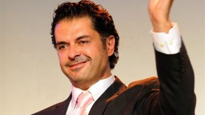 راغب علامة يهنئ المصريين بفوز السيسي