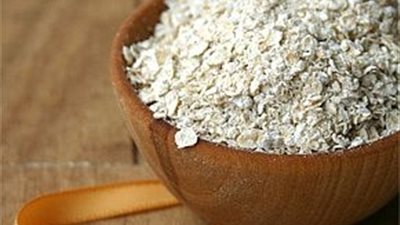 ماسك الشوفان أسهل طريقة لإغلاق مسام الوجه