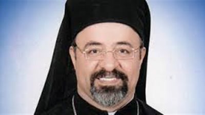 الأنبا إبراهيم إسحق يهنئ 