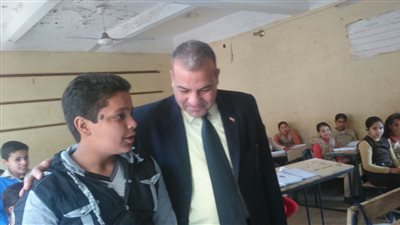 بالصور.. تعليم القليوبية تنظم ورش عمل للتدريب على «البوكلت»