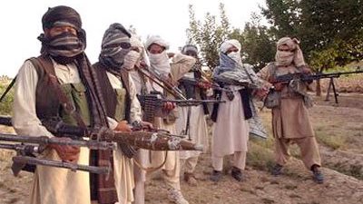 «طالبان» تقتلع عين شاب وتسلخ جلده وتلقيه من فوق جبل