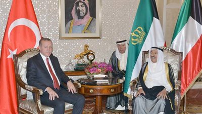 مباحثات عمل ومأدبة عشاء في زيارة أردوغان للكويت