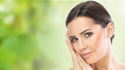 غسول الليمون بالعنب لحماية البشرة