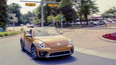 بالصور.. فولكس فاجن تكشف عن سياراتها بيتل 2017 قبل إطلاقها