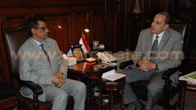 بالصور.. وزير الزراعة يستقبل الممثل الجديد لـ«الفاو» في مصر