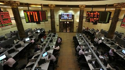تباين مؤشرات البورصة بمستهل التعاملات