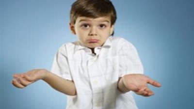 للأمهات.. لهذه الأسباب يلجأ طفلك إلى الكذب وسرد القصص الخيالية