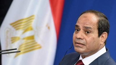 السيسي يكلف المحافظين ومديري الأمن باسترداد أراضي الدولة