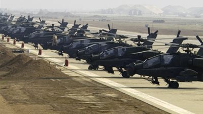 «الأباتشي.. ساعة تروح وساعة تيجي».. بخيت: تأخرها ليس له معنى.. «المونيتور»: الكونجرس يعلم ساعة الصفر ويضغط لحجزها.. و«السيسي» يغضب.. وتأخير 1.3 مليار دولار مساعدات عسكرية