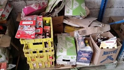 ضبط طن و200 كيلو مواد غذائية منتهية الصلاحية بمصنع جنوب بورسعيد‎