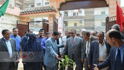 بالفيديو.. محافظ كفرالشيخ يتابع أعمال مبادرة النظافة بالمدارس