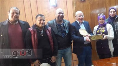 بالصور.. مؤسسة صنع في مصر تكرم محافظ بورسعيد لدوره في دعم الشباب