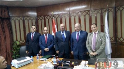 بالصور.. المستشار محمد خفاجى يقدم التهنئة لرئيس مجلس الدولة الجديد