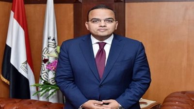 خضير: الحكومة مصرة على بتر جذور البيروقراطية ودعم مناخ الاستثمار