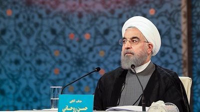 رئيس إيران يعد بتوزيع أموال النفط على «المحرومين والمستضعفين»