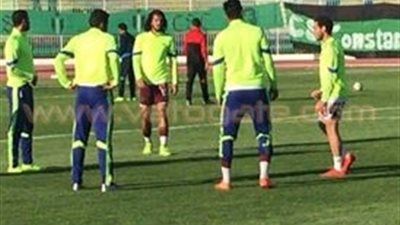 بالصور.. تدريبات إحماء لاعبي المقاصة قبل مواجهة قسنطينة