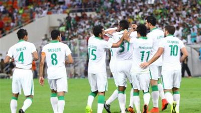 فيتفا يقود هجوم أهلي جدة أمام الاتحاد بقمة الدوري السعودي