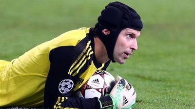 بالفيديو.. بيتر تشيك ينقذ التشيك من هدف أمام إسبانيا في اليورو