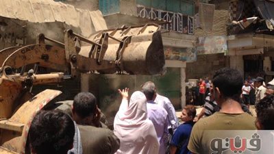 بالصور.. حملة لإزالة التعديات من ترعة «الشابورى» بشبرا الخيمة