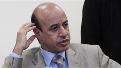 محامي الإخوان: «التماس» وعفو رئاسي سبل مرسي للخروج من السجن