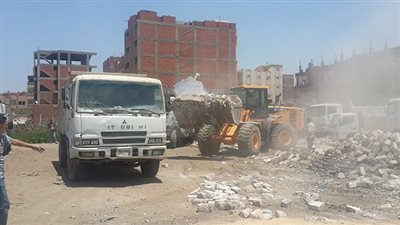 بالصور.. إزالة 20 تعد على الأراضي الزراعية بالقناطر الخيرية