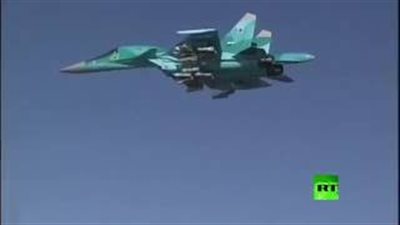 بالفيديو.. قاذفات روسية تستهدف مواقع «داعش» في دير الزور