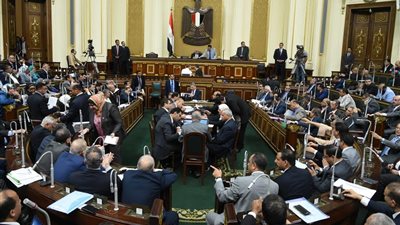 مجلس النواب ينجح في الموافقة على تعديل «إجراءات الطعن» ويفشل في تمرير «النقابات العمالية».. لجنة الاقتراحات تؤجل تعديل قانون المحكمة الدستورية.. والبرلمان يحيل «تعديلات الصحاف