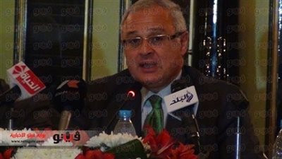 زعزوع يبحث مع نقيب المرشدين السياحيين أوضاع السياحة