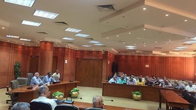 محافظ بورسعيد: تخصيص محال سوق السمك الجديد بحق الانتفاع لـ25 عاما