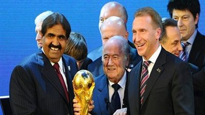 طائرة خاصة تكشف رشاوى قطر لتنظيم مونديال 2022