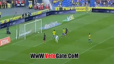 بالفيديو.. برشلونة يتقدم على لاس بالماس بثنائية في الشوط الأول