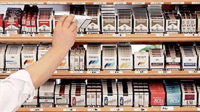 بقالو القليوبية: توزيع السجائر بـ«الواسطة»